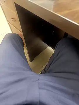 Snapshot of Kakabiraji chatting on 12.20.24 Kakabiraji online show from 12.20.24