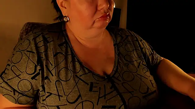 Snapshot of SexxyDreams1 chatting on 02.09.25 SexxyDreams1 online show from 02.09.25