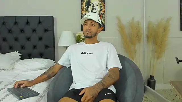 Robin Rief online show from 02.12.25