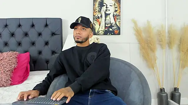 Robin Rief online show from 03.15.25