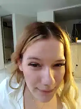 NicoleCut online show from 02.21.25