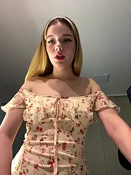 NicoleCut online show from 09.25.25