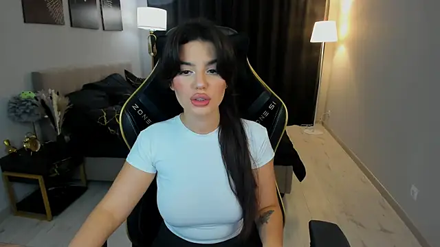 AlluringAriel online show from 09.21.25