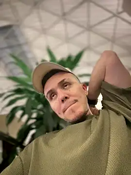 adam-rivera online show from 09.09.25