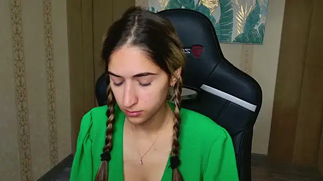 Snapshot of Teresa_Stane chatting on 09.19.25 Teresa Stane online show from 09.19.25