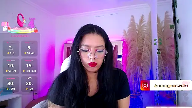 Snapshot of Aurora_Brownn chatting on 10.16.25 Aurora Brownn online show from 10.16.25