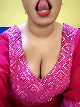 Haniya-143 online show from 09.18.25