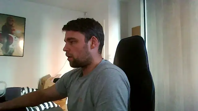 Snapshot of The_big_viking_ chatting on 09.24.25 The big viking online show from 09.24.25