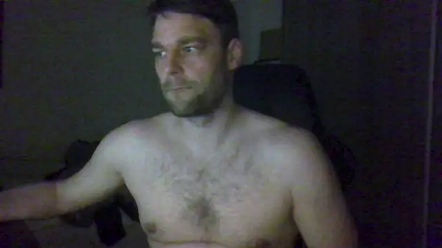 Snapshot of The_big_viking_ chatting on 05.04.26 The big viking online show from 05.04.26