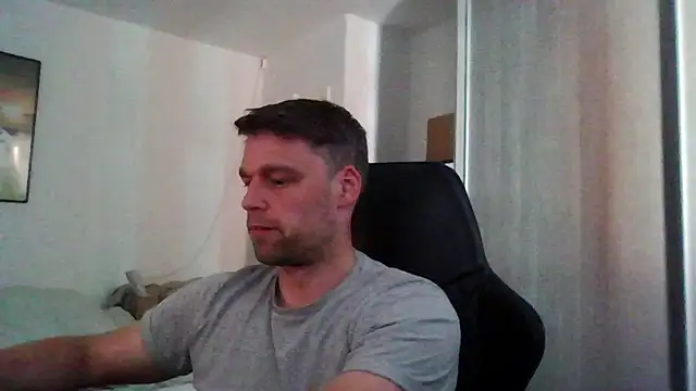 Snapshot of The_big_viking_ chatting on 06.21.26 The big viking online show from 06.21.26