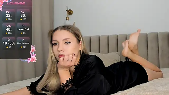 LadyHottCum online show from 11.06.25