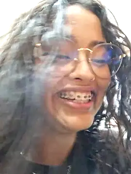 Snapshot of Ariana_Pierce chatting on 02.11.25 Ariana Pierce online show from 02.11.25