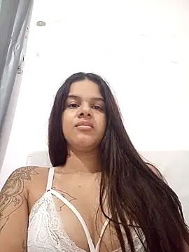 Snapshot of princesaa98 chatting on 03.18.25 princesaa98 online show from 03.18.25