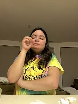 Snapshot of littlemissbabycakes chatting on 02.11.26 littlemissbabycakes online show from 02.11.26