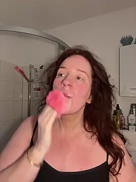 Engel mia online show from 03.19.26