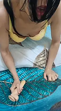 Linda-53 online show from 12.22.24