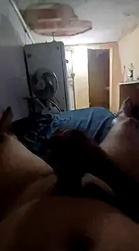 Snapshot of frotasso chatting on 01.12.25 frotasso online show from 01.12.25