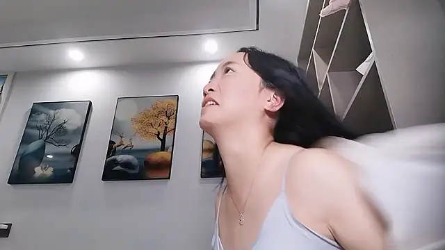 sasa-loves online show from 10.17.25