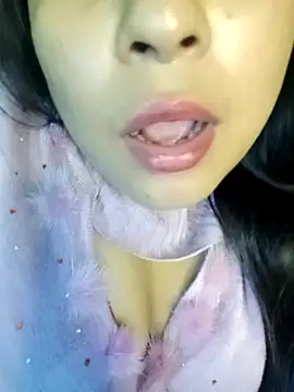 Snapshot of Fuck_Girl_Nuri chatting on 01.09.25 Fuck Girl Nuri online show from 01.09.25