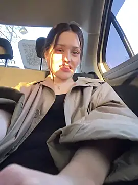 Mia Mia M online show from 03.14.26