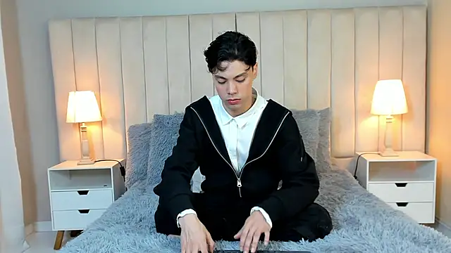 Snapshot of Dammon_Stallion chatting on 02.08.25 Dammon Stallion online show from 02.08.25