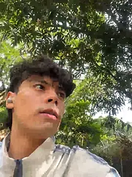 Snapshot of Dammon_Stallion chatting on 03.18.25 Dammon Stallion online show from 03.18.25