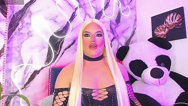 Missisabella  online show from 04.15.26