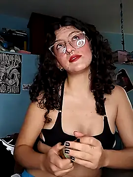 LoveElectra online show from 12.28.24