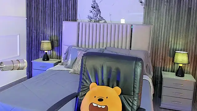 Lillyortiz online show from 04.21.26