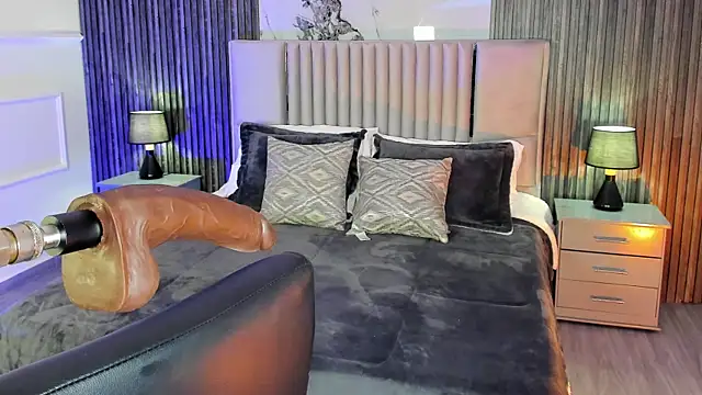 Lillyortiz online show from 06.05.26