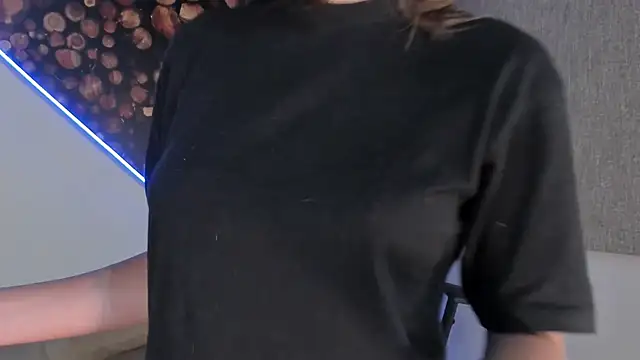 Snapshot of ArtemisaBlake chatting on 02.27.25 ArtemisaBlake online show from 02.27.25