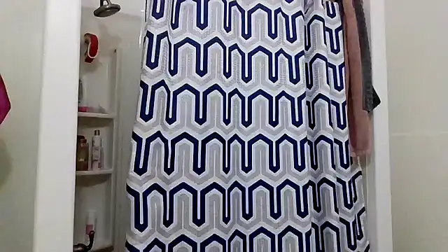 LuckiXCX online show from 12.19.25