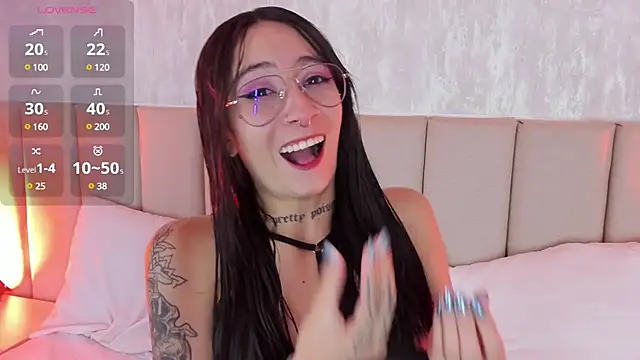 Snapshot of Michell_Wallker chatting on 02.26.25 Michell Wallker online show from 02.26.25