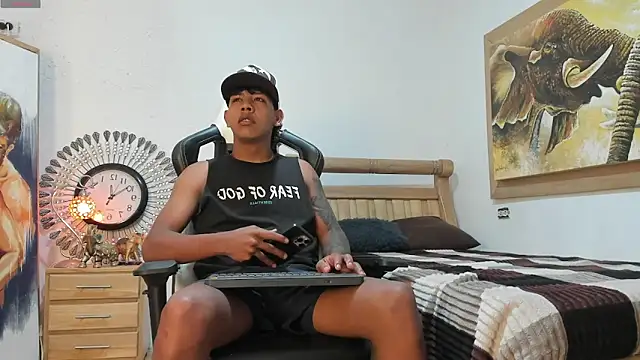 mr stiven  online show from 05.13.26