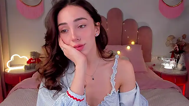 ElsaYoung online show from 01.12.25