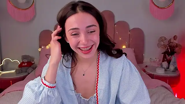 ElsaYoung online show from 01.12.25