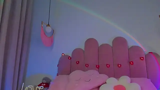 ElsaYoung online show from 03.02.25