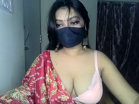 Snapshot of ishi_Beauty chatting on 09.12.25 ishi Beauty online show from 09.12.25