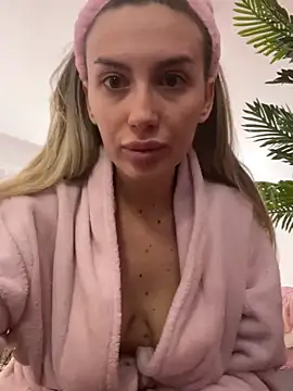 FelyJolie online show from 01.19.25