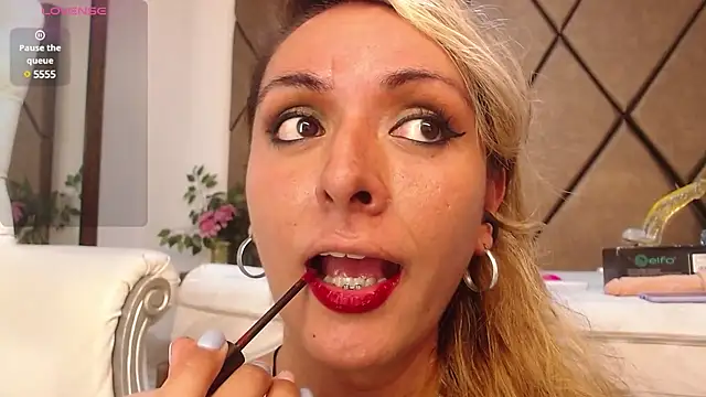 LunitaDiva online show from 01.29.25