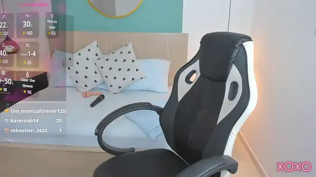 Snapshot of linda_rios_ chatting on 03.21.25 linda rios online show from 03.21.25