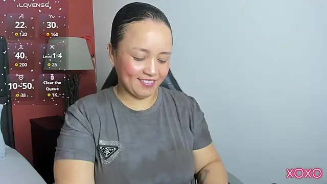 Snapshot of linda_rios_ chatting on 03.06.26 linda rios online show from 03.06.26