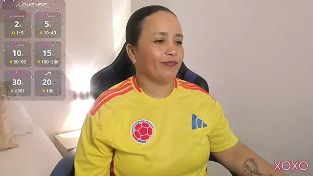 Snapshot of linda_rios_ chatting on 07.03.26 linda rios online show from 07.03.26