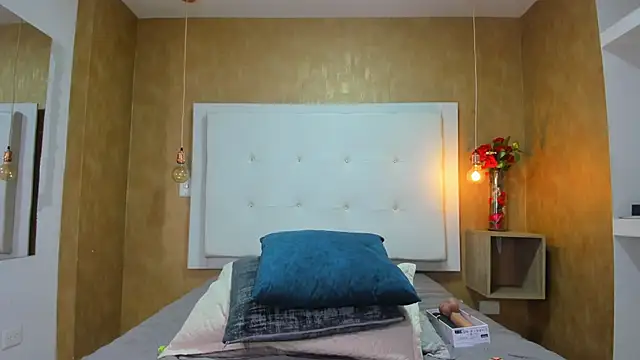 Milaspetite online show from 03.18.26