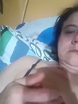 Snapshot of sasi_luna chatting on 09.27.25 sasi luna online show from 09.27.25