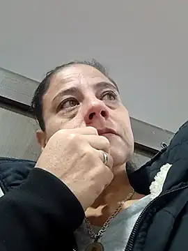 Snapshot of sasi_luna chatting on 10.26.25 sasi luna online show from 10.26.25