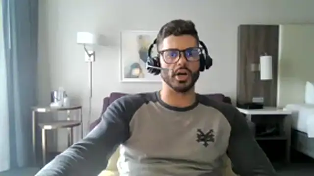 Snapshot of Strokeking4u chatting on 02.02.26 Strokeking4u online show from 02.02.26