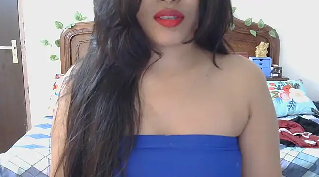 Snapshot of AniHeart chatting on 03.10.25 AniHeart online show from 03.10.25