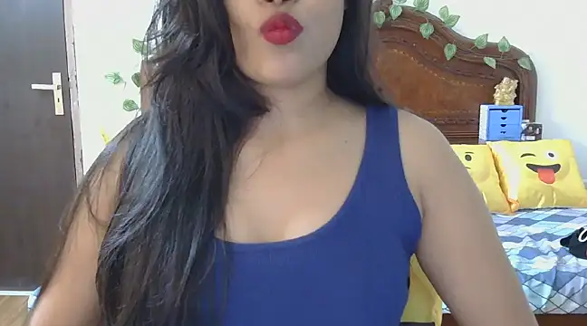 Snapshot of AniHeart chatting on 03.11.25 AniHeart online show from 03.11.25