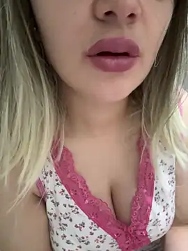 Gamzemm8888 online show from 01.14.25